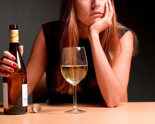 Анонимное лечение женского алкоголизма в Красновишерске